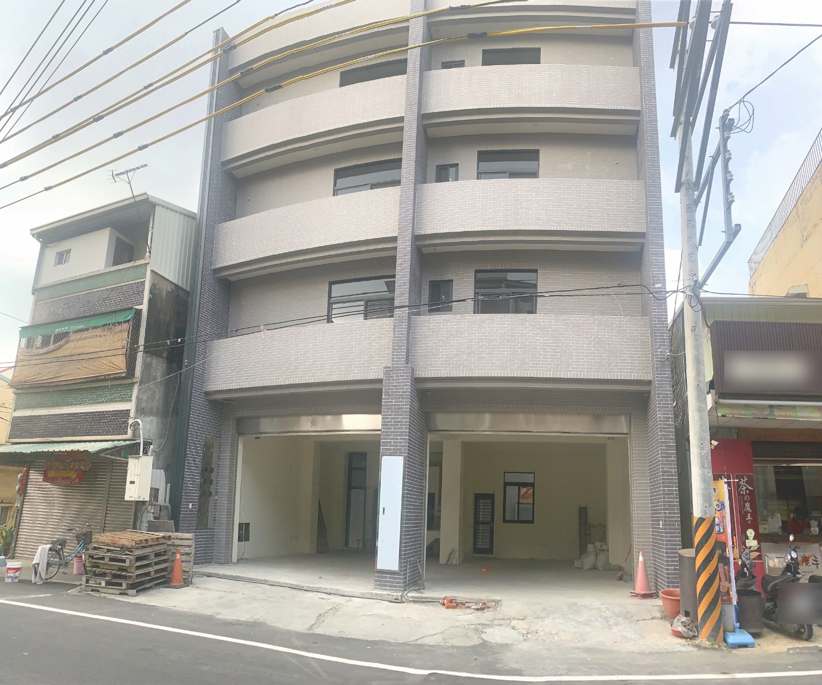 ☆歸仁招財金店住(預售屋預定112年2月交屋)