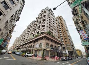 信義國小站七賢八德商圈三房三衛浴車位