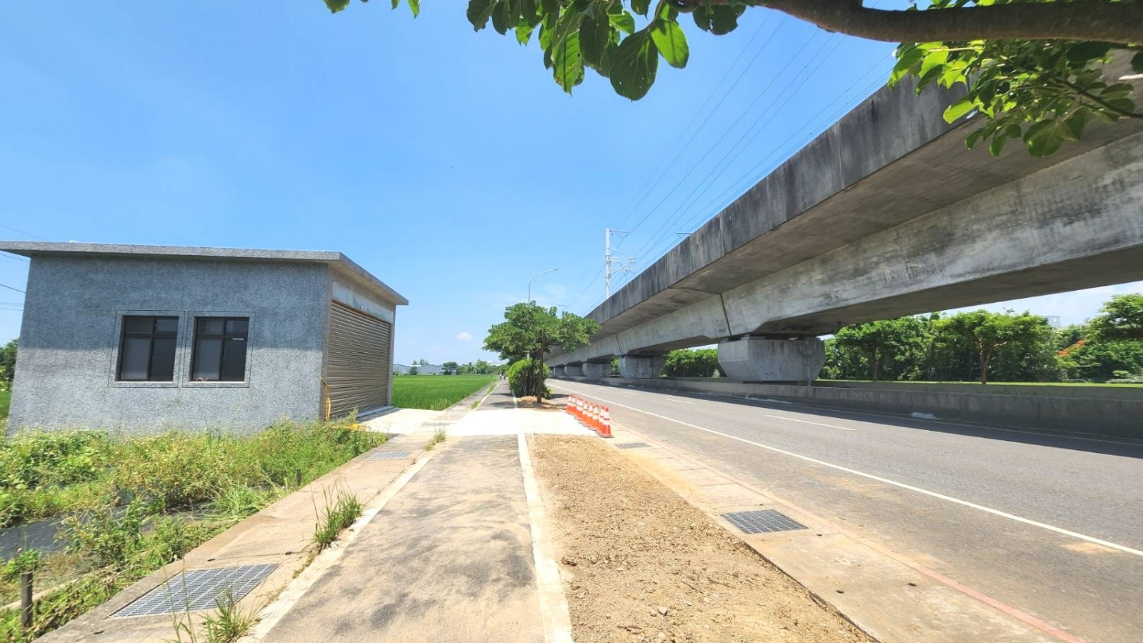 高鐵南路合法資材室