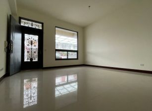 中古屋南投縣草屯鎮中正路 理想家 興建中 051tw中古屋搜尋